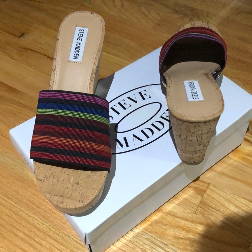 Steve Madden 4” Wedge Sandals